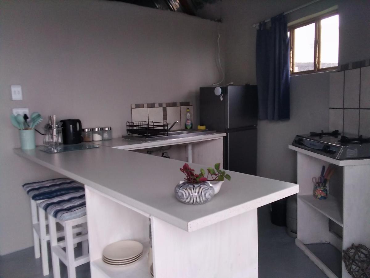 Wildview Self Catering Cottages Coffee Bay, Breakfast & Wi-Fi Inc Екстер'єр фото