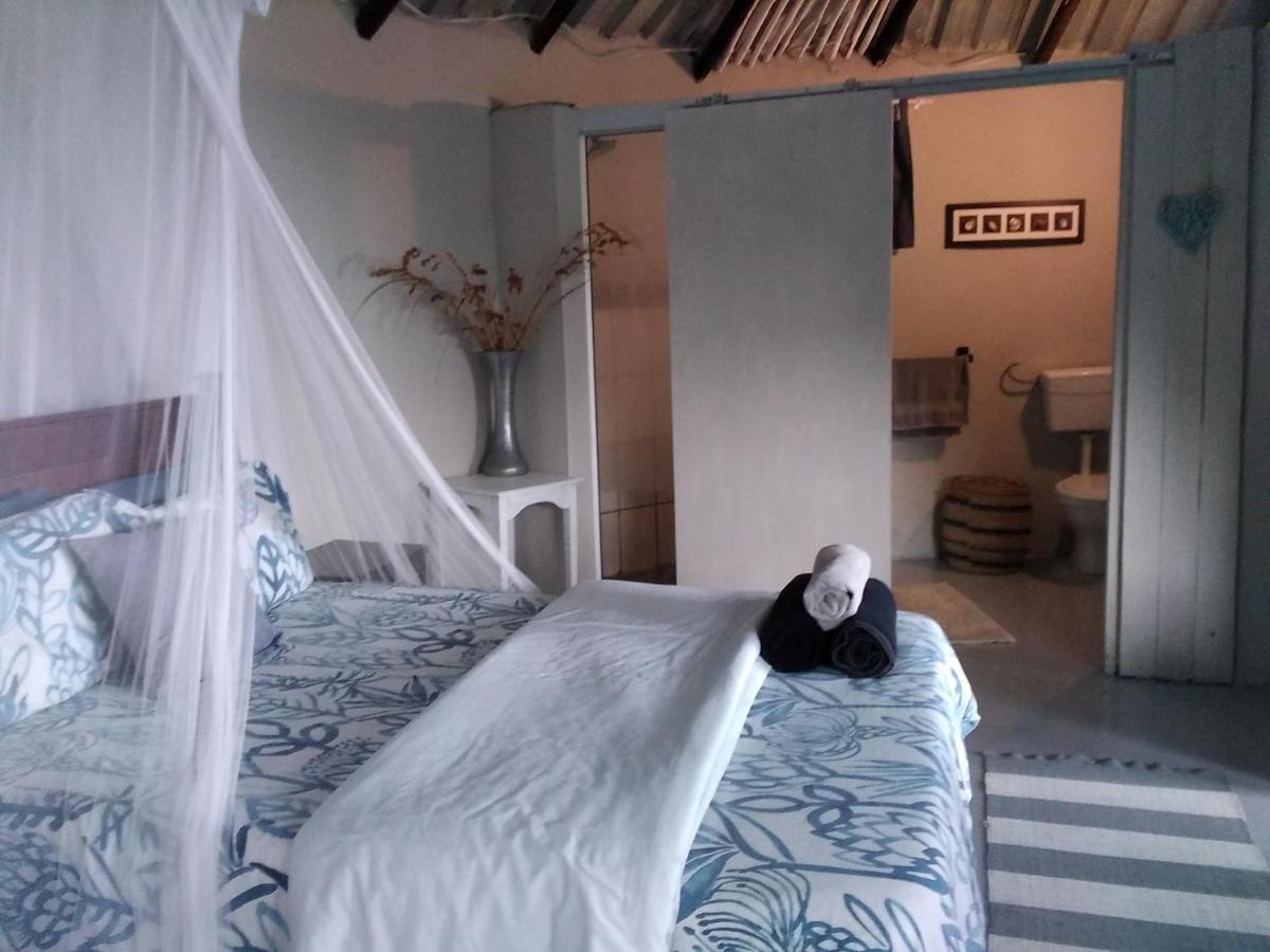 Wildview Self Catering Cottages Coffee Bay, Breakfast & Wi-Fi Inc Екстер'єр фото