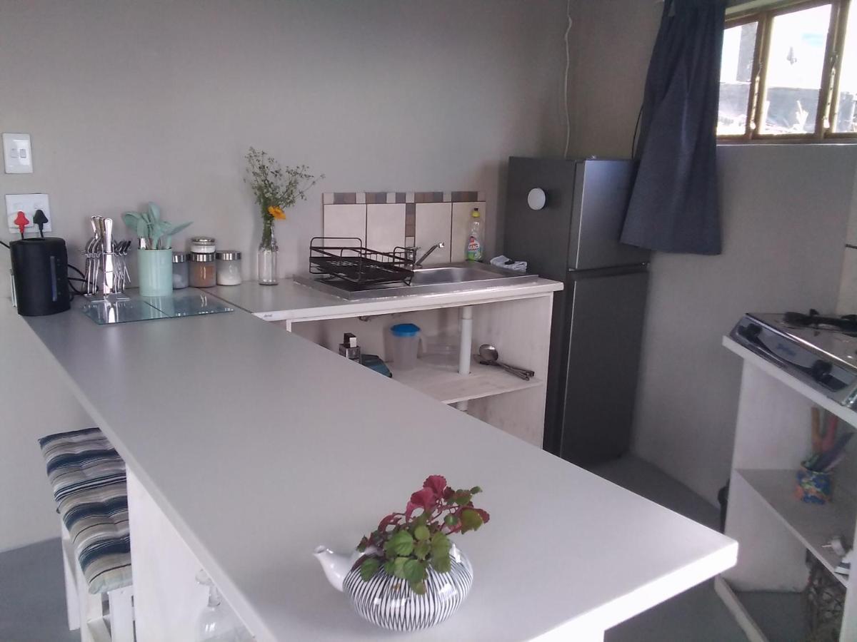 Wildview Self Catering Cottages Coffee Bay, Breakfast & Wi-Fi Inc Екстер'єр фото